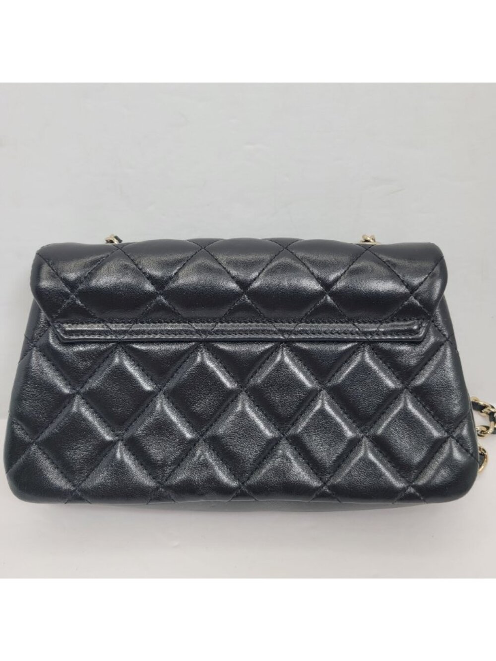 Chanel 25S Classic Flap Bag Black Lambskin With Gold-Tone Chain & Logo France - Picture 3 of 11